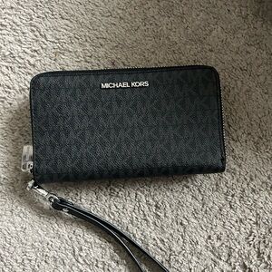 Black Michael Kors Women’s Clutch